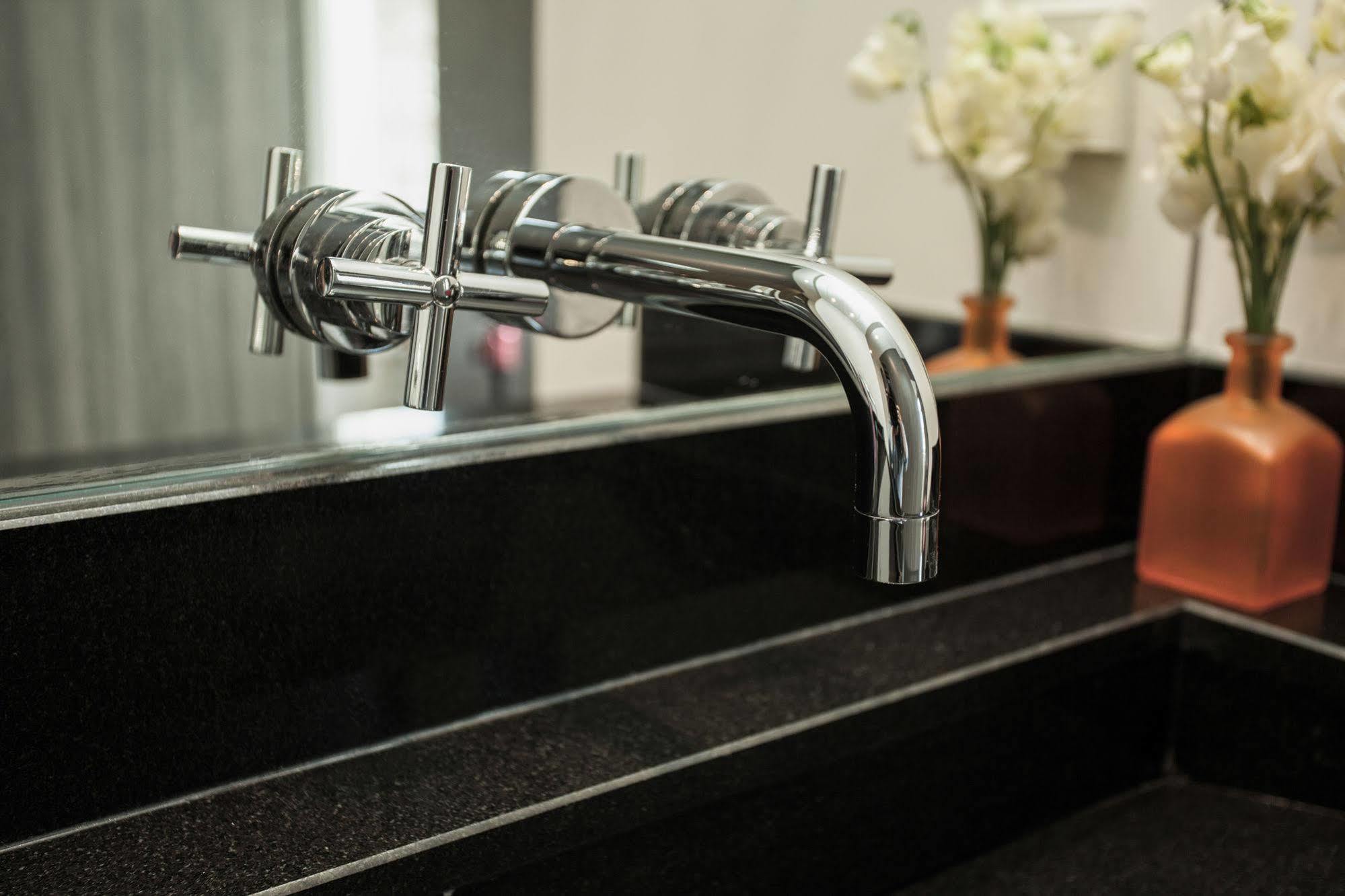 Stayci Serviced Apartments Denneweg Haag Eksteriør billede