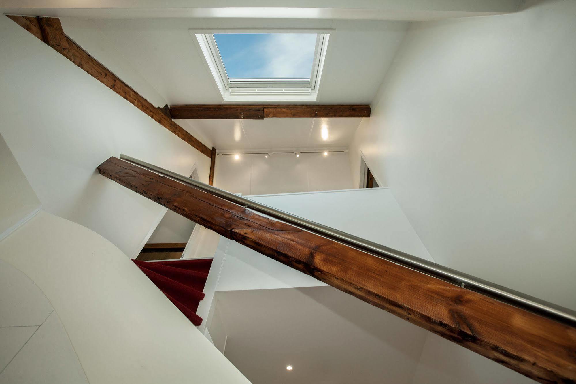 Stayci Serviced Apartments Denneweg Haag Eksteriør billede